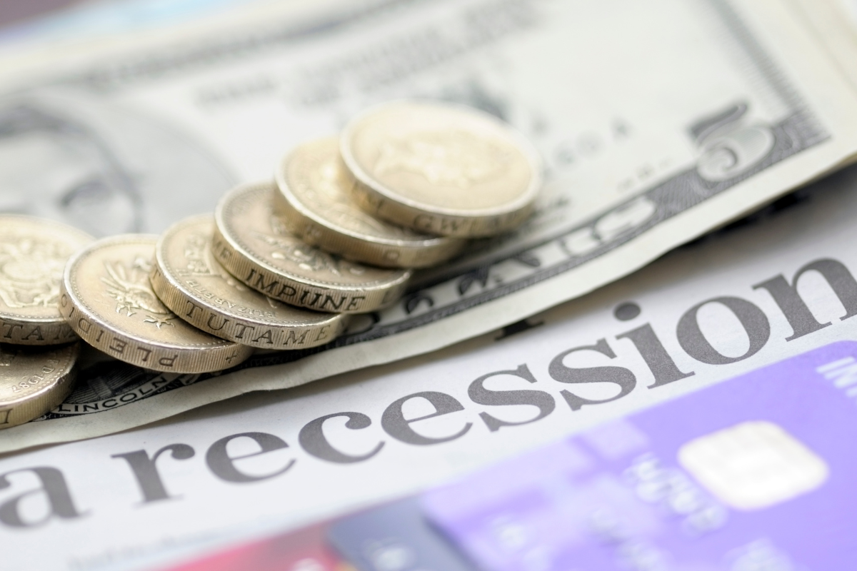Recesja: jak się przygotować na okres spowolnienia gospodarczego?